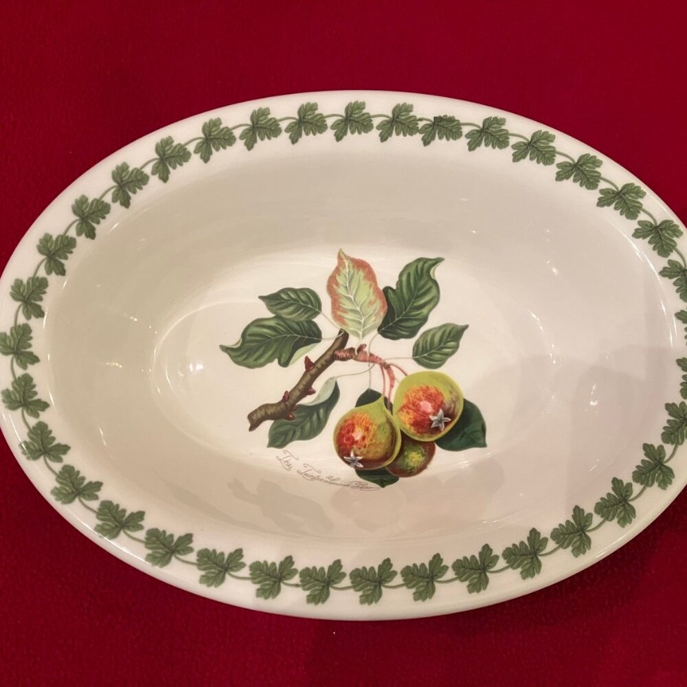 Portmeirion Pomona Fire and Ice Casserole Dish "Teinton Squash Pear"